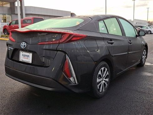 Certified 2020 Toyota Prius Prime LE w/ Carpet Mat Package image 7