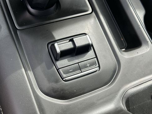 Used 2024 GMC Sierra 1500 AT4X AWD/4WD image 39