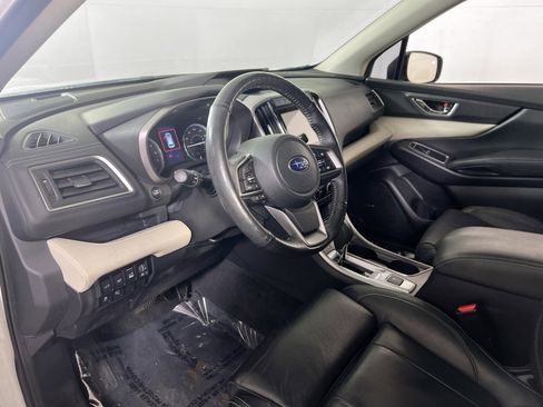 Used 2022 Subaru Ascent Limited w/ Technology Package image 9