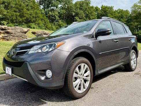 Used 2014 Toyota RAV4 Limited AWD/4WD image 2