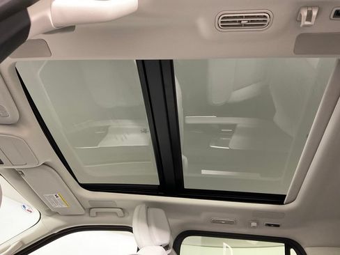 New 2027 Ford Expedition Platinum w/ Driver's Package RWD image 18