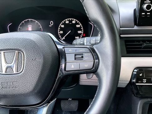 Used 2023 Honda Pilot EX-L image 25