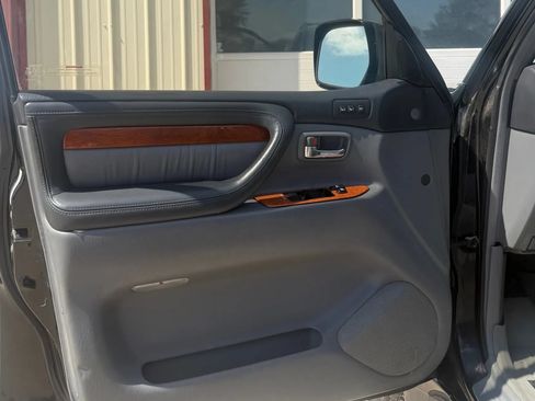 Used 1999 Lexus LX 470 4WD image 4