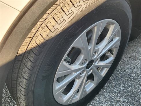 Used 2024 Ford Escape Active image 10