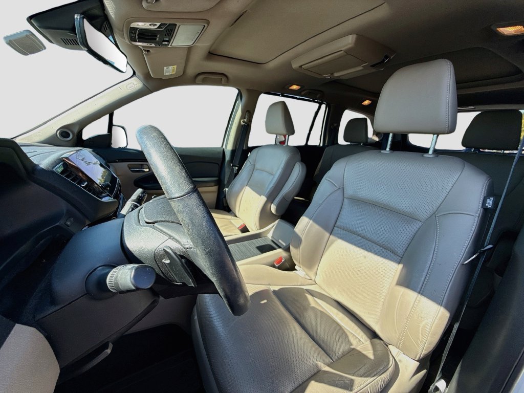 Used 2022 Honda Pilot Elite image 12