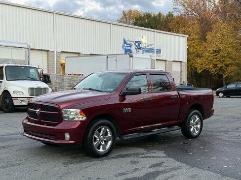 Used 2017 RAM 1500 Express image 7