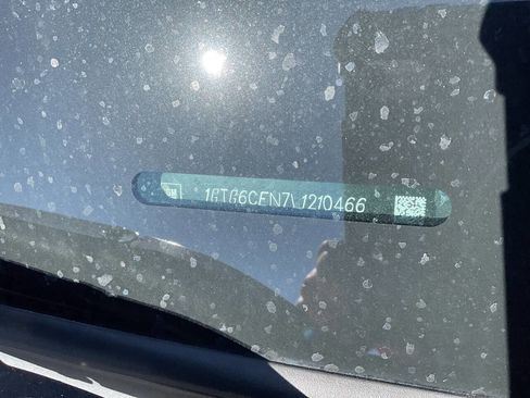 Used 2020 GMC Canyon SLE w/ Elevation Edition image 24