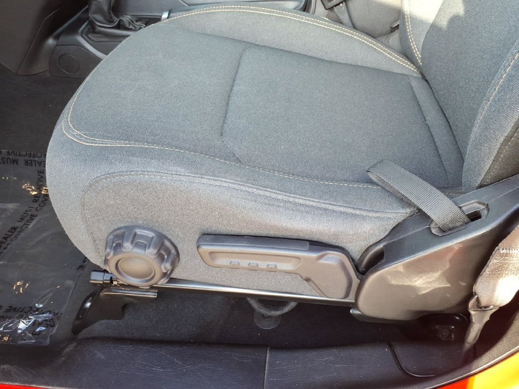 Used 2025 Jeep Wrangler Unlimited Sport AWD/4WD image 17