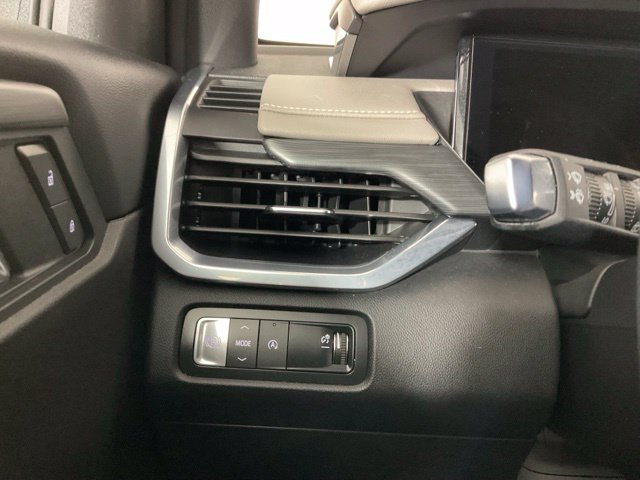 Used 2025 GMC Acadia Elevation w/ Elevation Premium Package FWD image 20