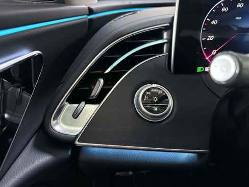 Used 2025 Mercedes-Benz E 350 4MATIC Sedan w/ Winter Package image 17