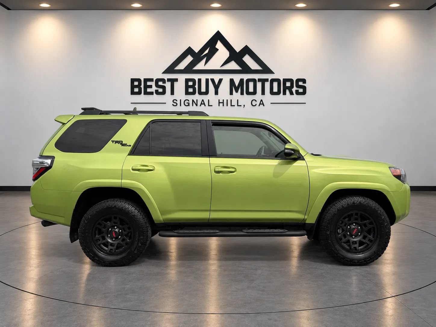 Used 2023 Toyota 4Runner TRD Off-Road Premium AWD/4WD image 9