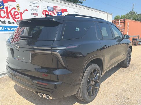 New 2026 Chevrolet Traverse RS FWD image 3