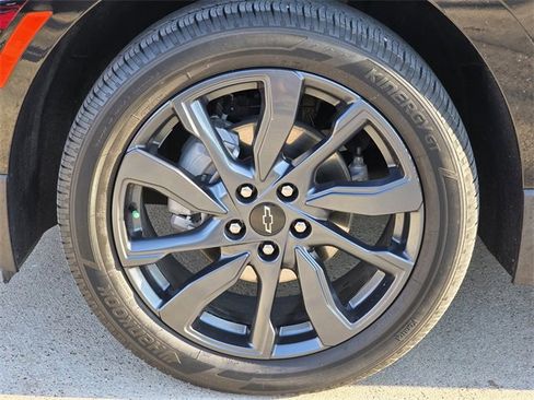 Used 2024 Chevrolet Equinox RS w/ RS Leather Package image 8