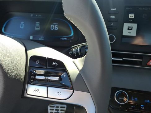 New 2026 Hyundai Elantra Sport image 18