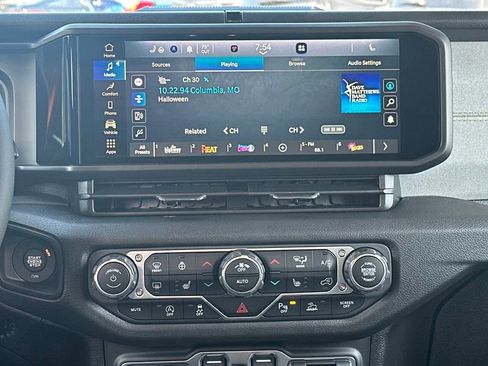 New 2025 Jeep Wrangler Sport S image 18