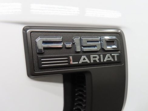 Used 2023 Ford F150 Lariat w/ Equipment Group 502A High image 54