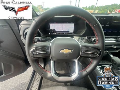 Used 2025 Chevrolet Colorado W/T w/ WT Custom Package AWD/4WD image 17