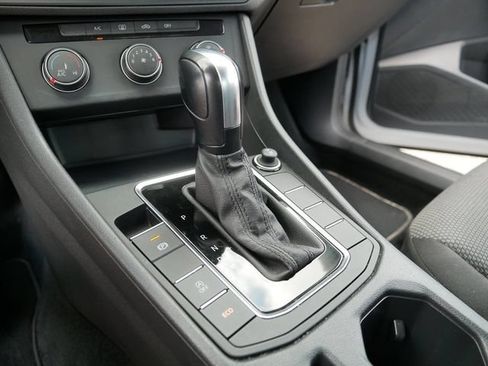 Used 2019 Volkswagen Jetta S w/ Driver Assistance Package FWD image 33