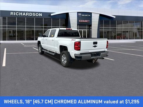 Used 2016 Chevrolet Silverado 2500 LT w/ LT Convenience Package image 3