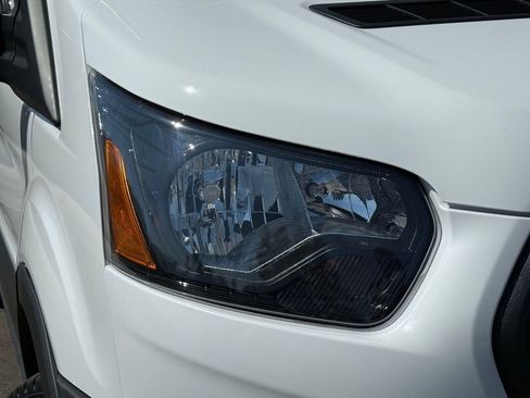 New 2025 Ford Transit 250 148 Medium Roof RWD image 2