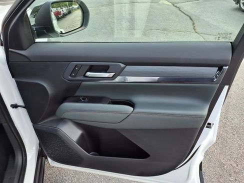 New 2026 GMC Terrain AT4 image 25