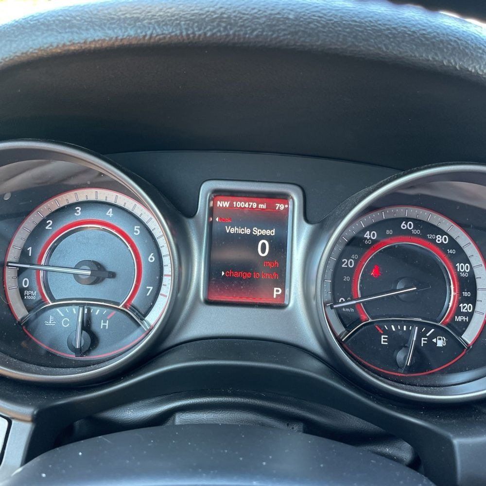 Used 2018 Dodge Journey Crossroad w/ Nav & Sun Group FWD image 7