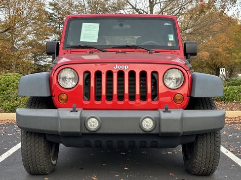 Used 2013 Jeep Wrangler Unlimited Sport image 7