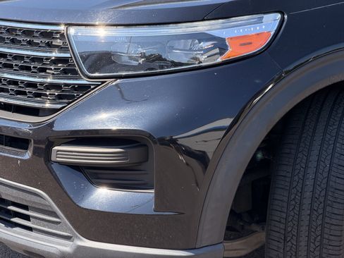 Used 2021 Ford Explorer XLT RWD image 8