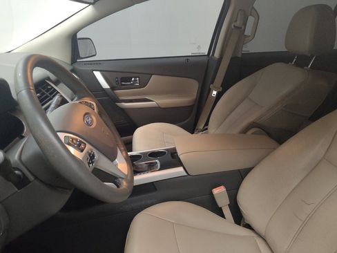 Used 2014 Ford Edge SEL w/ Equipment Group 205A AWD/4WD image 17