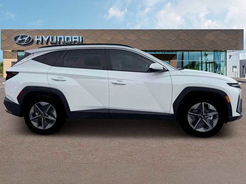 New 2026 Hyundai Tucson SEL image 8