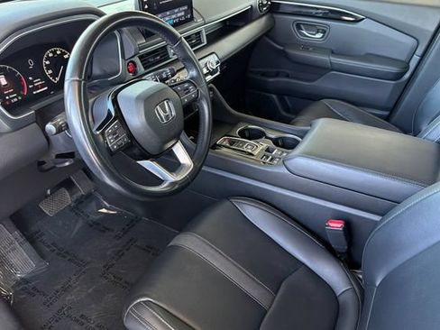 Certified 2024 Honda Pilot Touring image 10