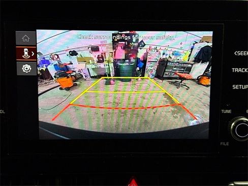 Used 2023 Kia Sportage LX image 13