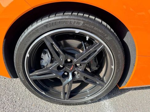 Used 2024 Chevrolet Corvette Stingray Preferred Conv w/ Z51 Performance Package RWD image 30