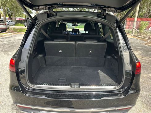 Used 2024 Mercedes-Benz GLS 450 4MATIC image 24