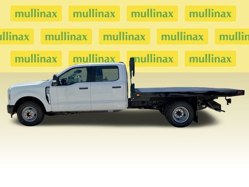 New 2025 Ford F350 XL image 12