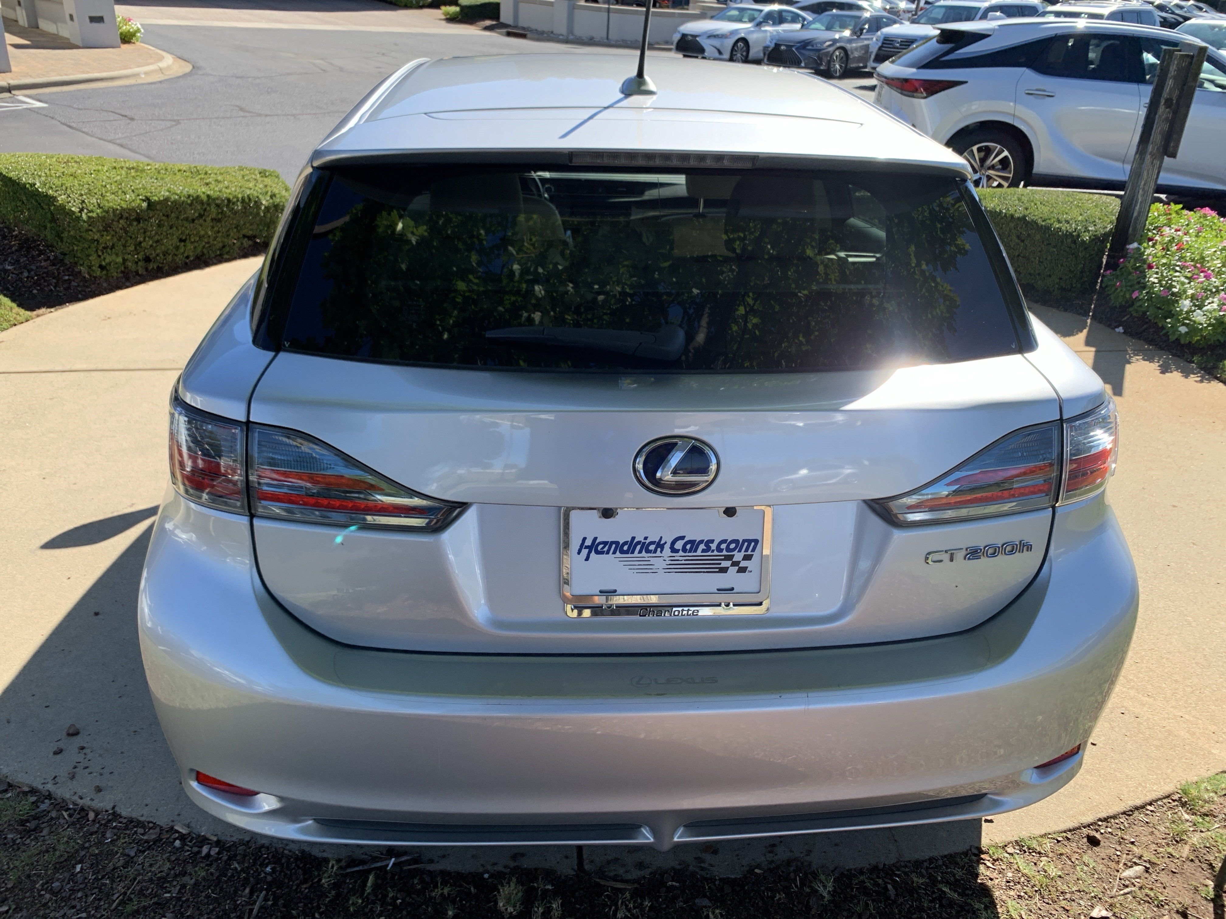 Used 2013 Lexus CT 200h FWD image 9