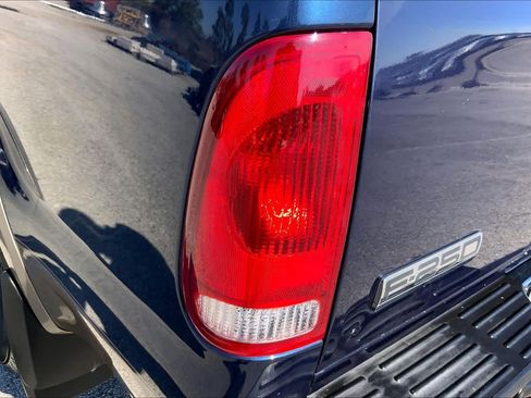 Used 2006 Ford F250 Lariat image 27