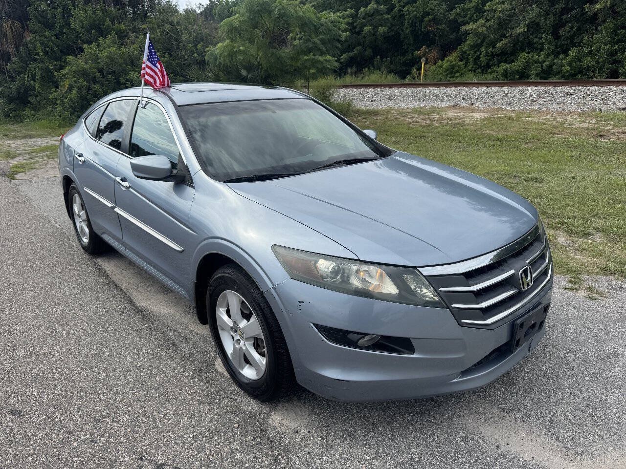 Used 2010 Honda Crosstour EX image 2
