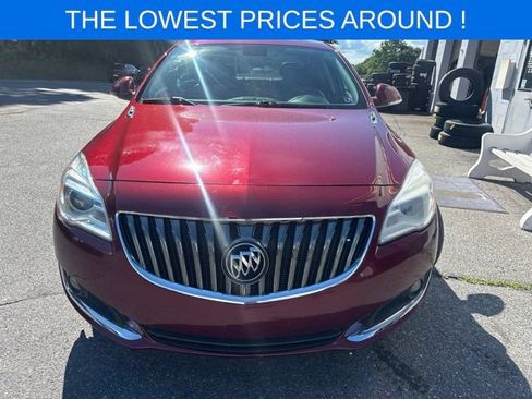 Used 2016 Buick Regal FWD image 2