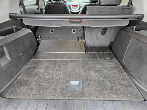 Used 2010 GMC Terrain SLT image 21