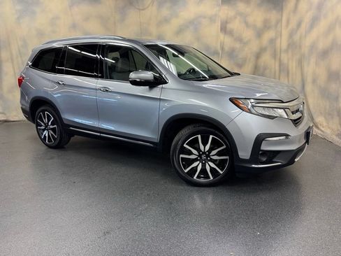 Used 2020 Honda Pilot Elite image 3
