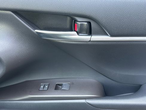 Certified 2023 Toyota Camry SE image 23