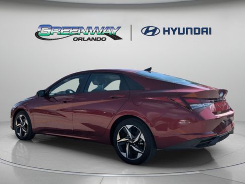 Used 2023 Hyundai Elantra SEL w/ Convenience Package FWD image 6
