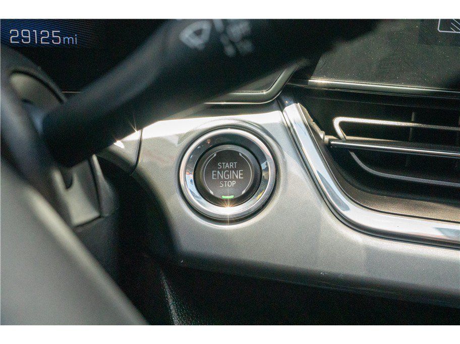 Used 2024 Chevrolet Trax LT FWD image 23
