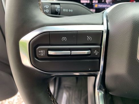 Used 2025 GMC Canyon Denali AWD/4WD image 20