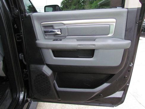 Used 2018 RAM 3500 Big Horn AWD/4WD image 15