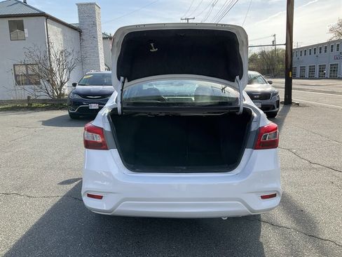 Used 2019 Nissan Sentra SV FWD image 12