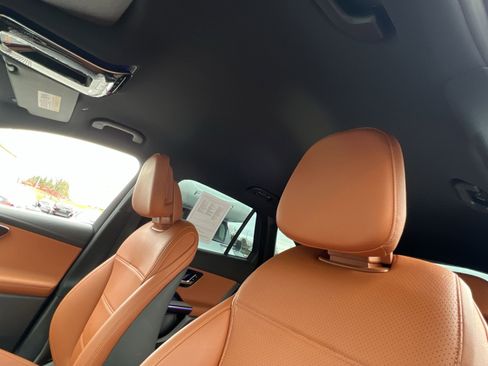 Certified 2025 Mercedes-Benz GLC 300 4MATIC image 22