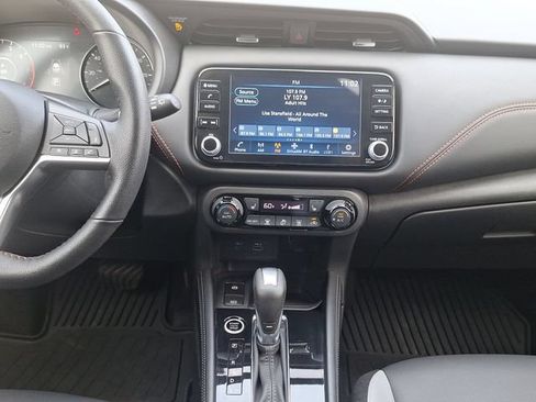 Certified 2024 Nissan Kicks SR w/ SR Premium Package FWD image 18