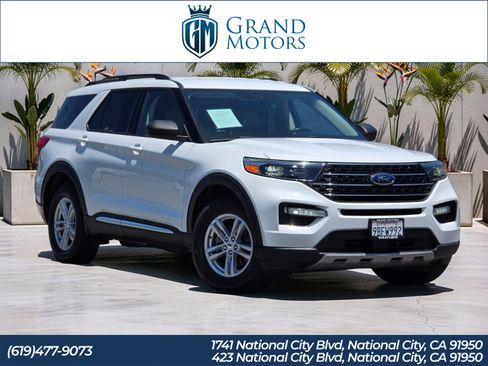 Used 2022 Ford Explorer XLT w/ Equipment Group 202A AWD/4WD image 1